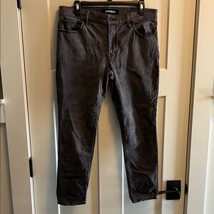 Express Women’s Gray Camo Jegging